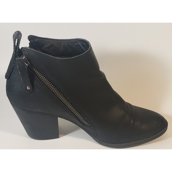 AP Women's Sz 8.5 Black Faux Leather Block Heel Side Zipper Ankle Bootie Boots - Picture 5 of 12